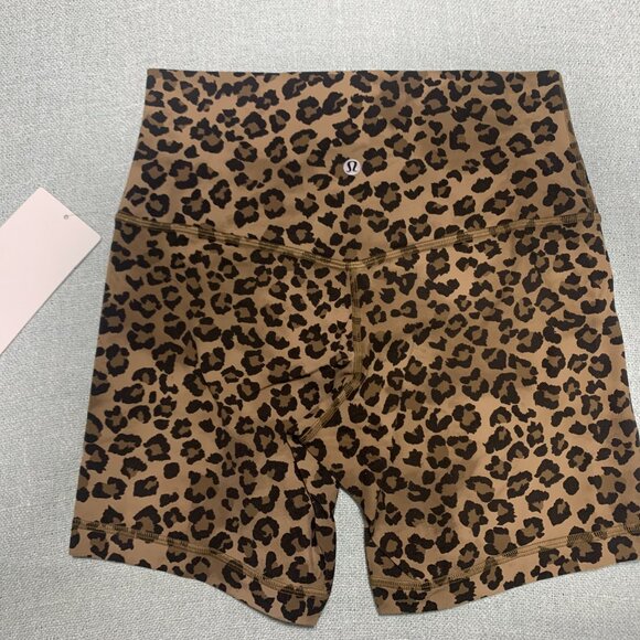 Lululemon NWT lululemon Align No Lin High-Rise Short 6" size 8 True Leopard Mult - Picture 5 of 11